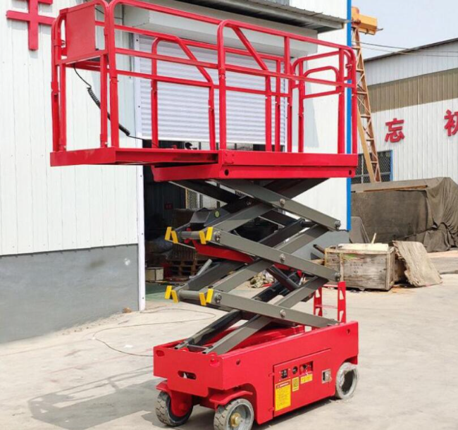 章丘移动剪叉式升降机